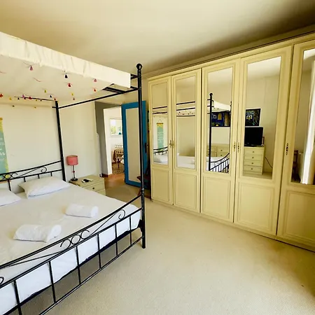 New! Face A La Plage De Pontaillac Apartment